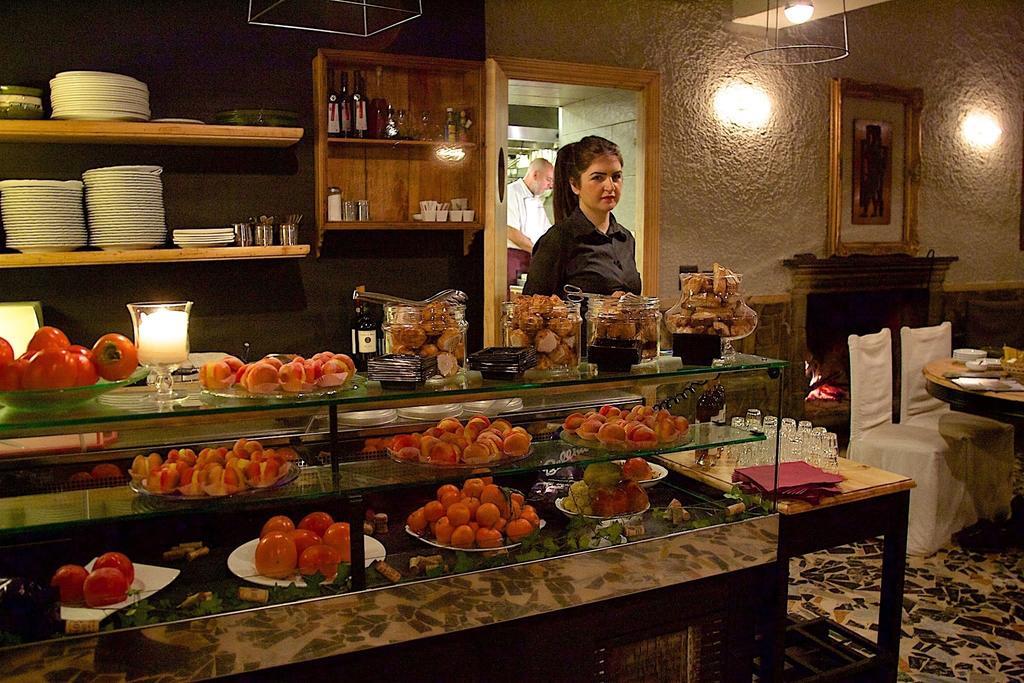 Отель La Bussola Da Gino Куаррата Экстерьер фото