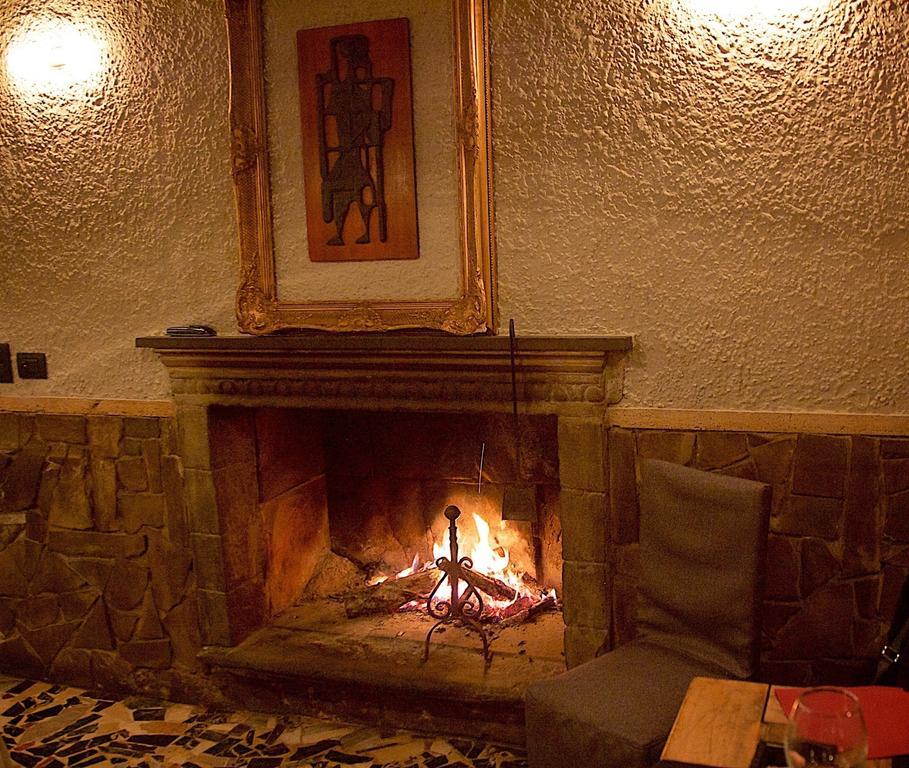 Отель La Bussola Da Gino Куаррата Экстерьер фото