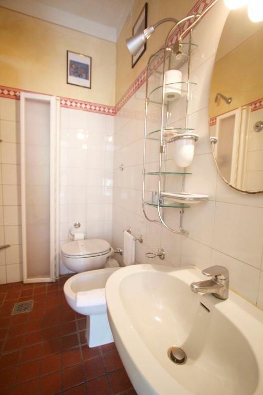 Отель La Bussola Da Gino Куаррата Номер фото